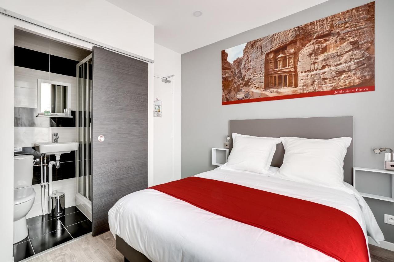 Paris Hotel Clichy Exterior photo